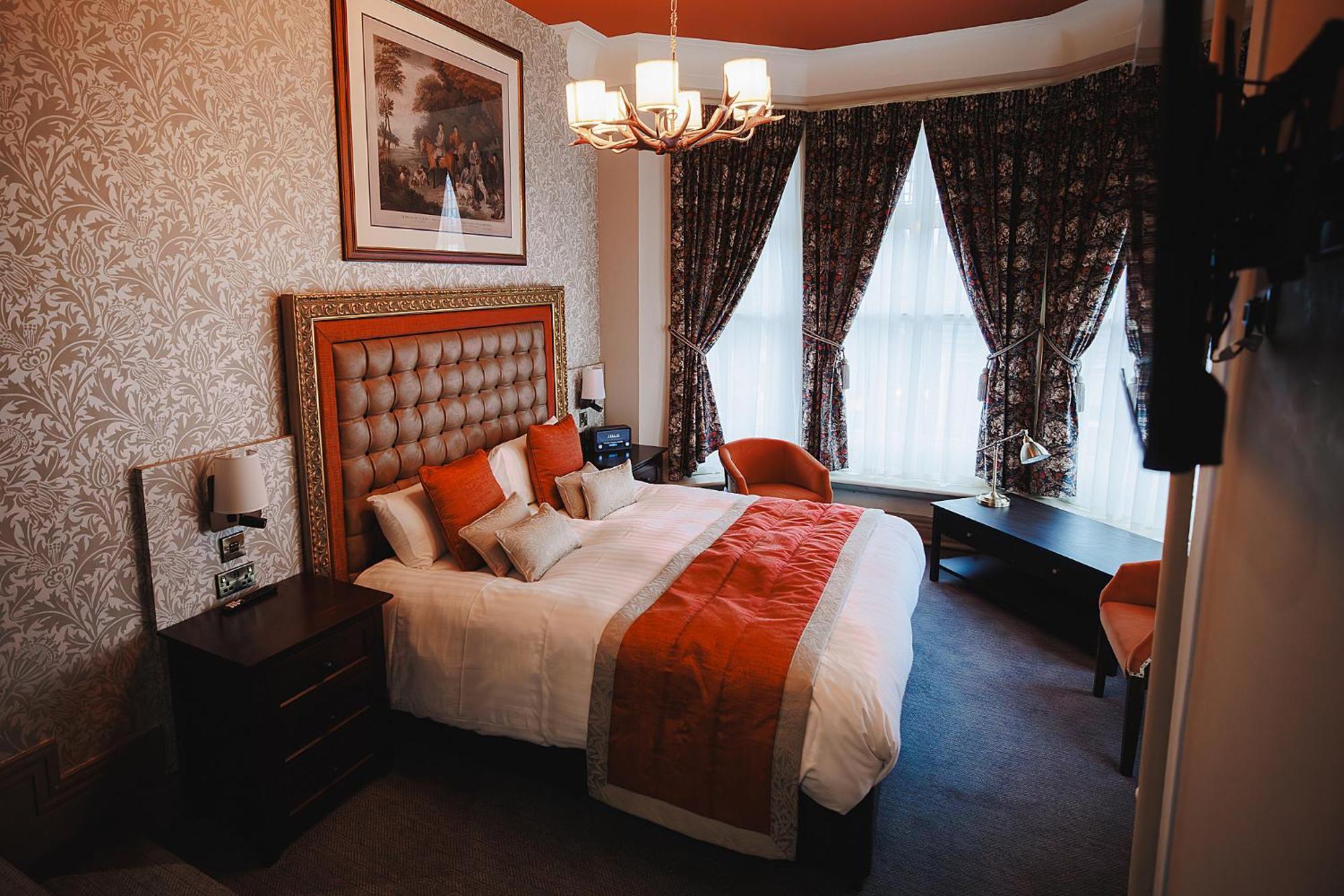 The Dukeries Lodge, Edwinstowe, Nottinghamshire Экстерьер фото