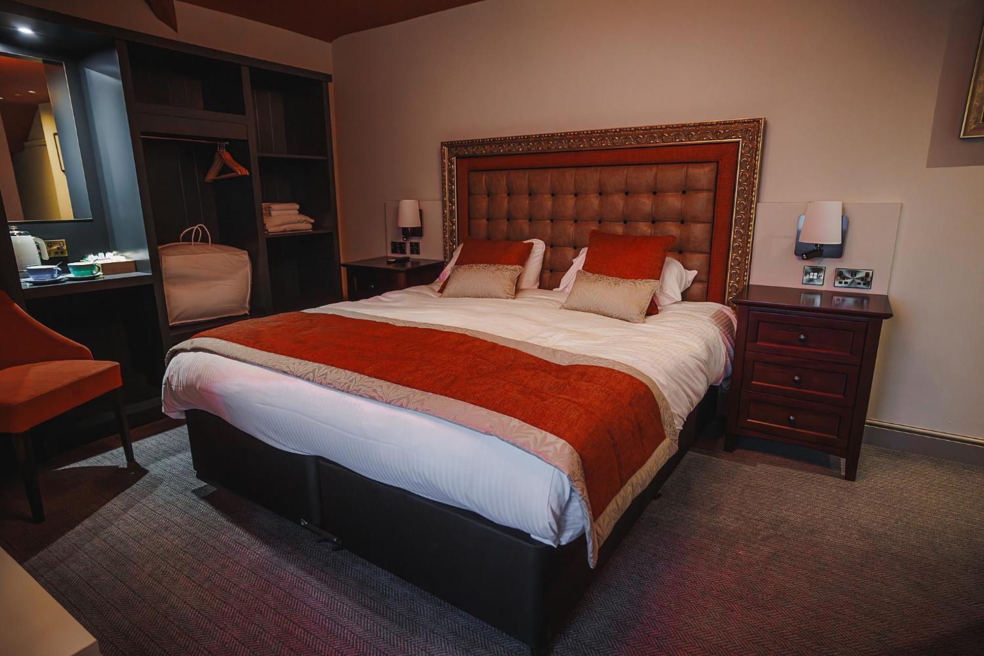 The Dukeries Lodge, Edwinstowe, Nottinghamshire Экстерьер фото
