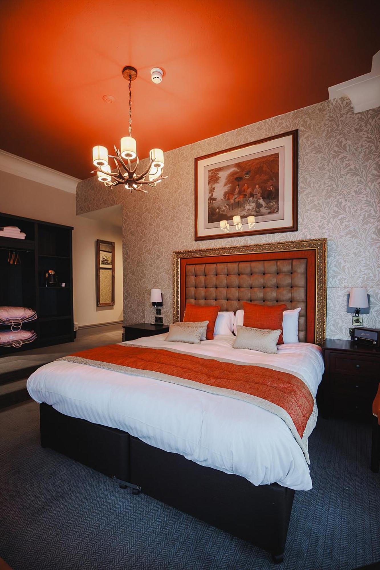 The Dukeries Lodge, Edwinstowe, Nottinghamshire Экстерьер фото